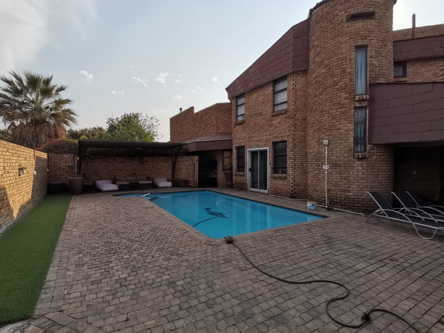 3 Bedroom Property for Sale in Zinniaville North West